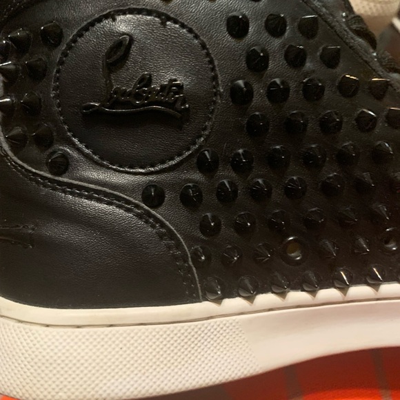 Saling men size 45 black Louis Vuitton in excellent condition for 425 - Picture 5 of 6